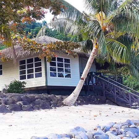Survivor Samoa Beach Resort Falelatai エクステリア 写真